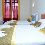 Hotel Aux Armes De Belgique